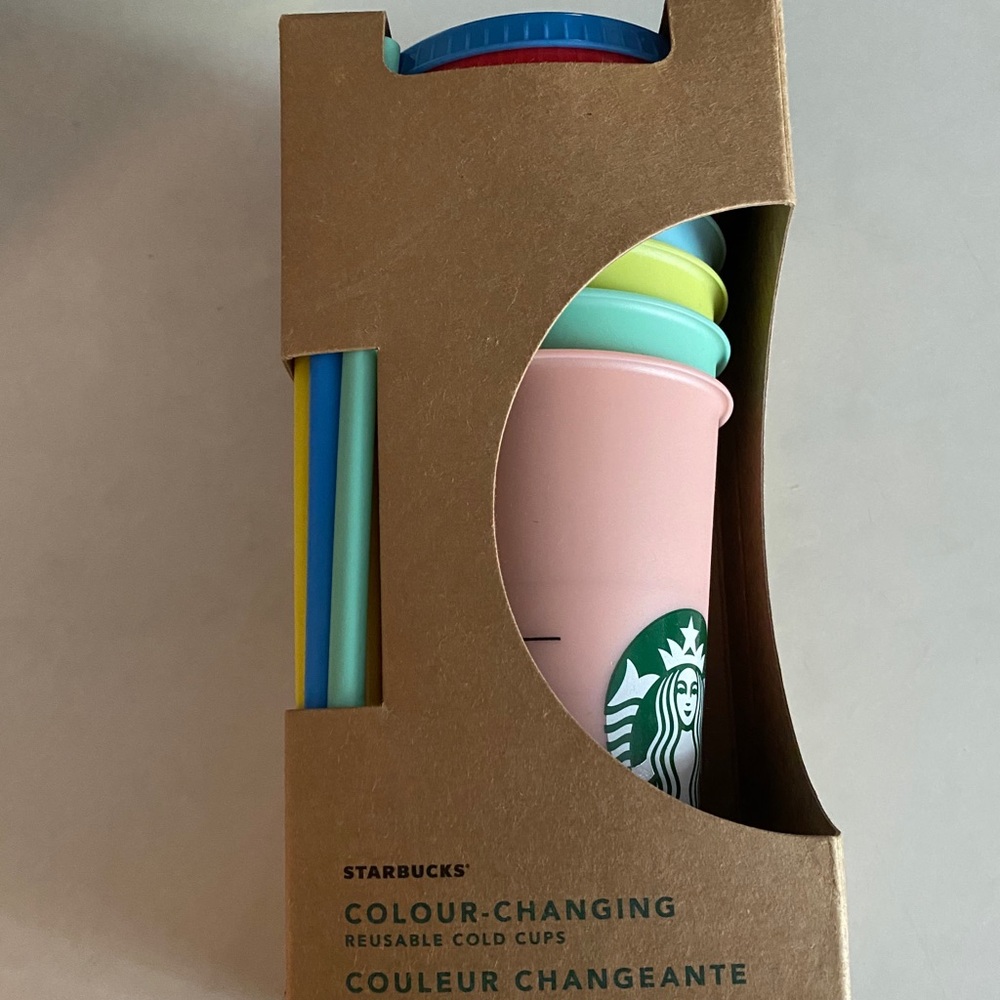 Starbucks color change plastic cups